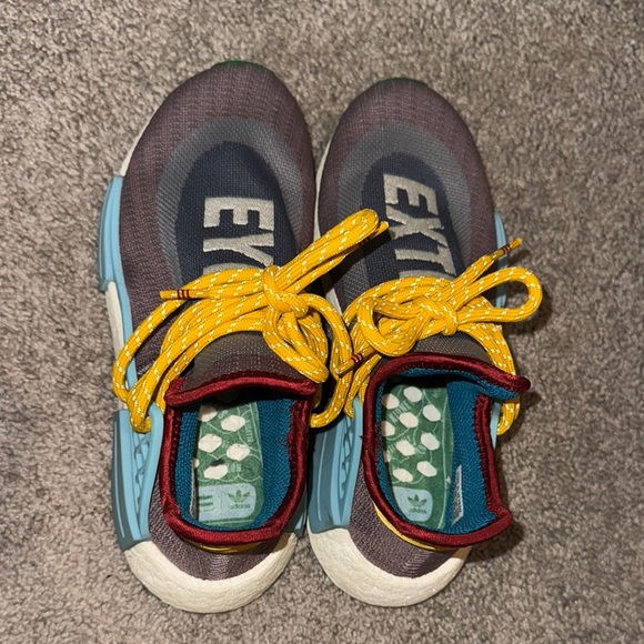 Adidas - Pharrell Williams - Human Races - Picture 5 of 14